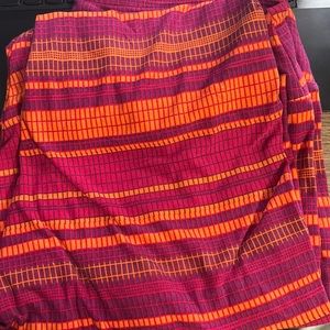 Lularoe- Mixed colors - Red and Misc
